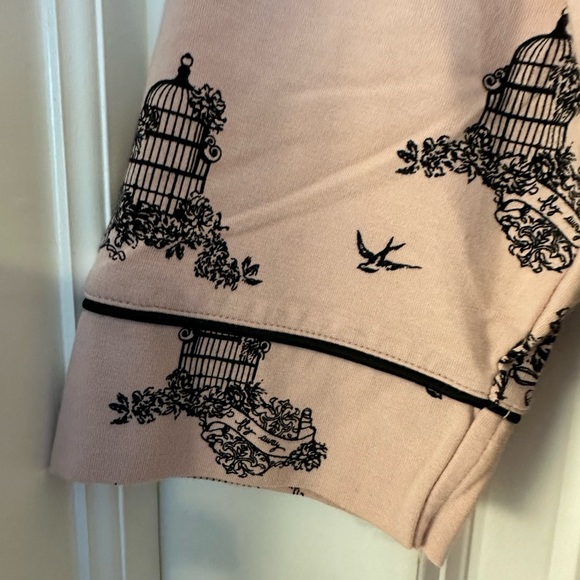 Like New Soma Size Large Pink & Black Long Sleeve Nightgown - Picture 4 of 5